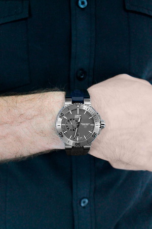 Часы Oris