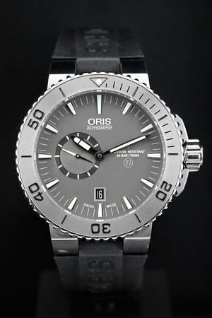 Часы Oris