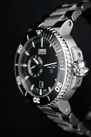 Часы Oris