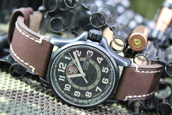 Часы Luminox